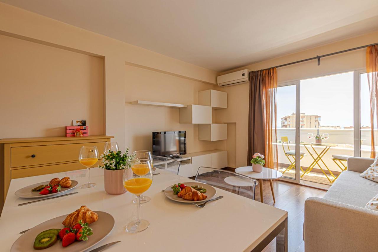 797 Holiday Rentals- Atico En Arroyo De La Miel Con Hermosas Vistas 베날마데나코스타 외부 사진